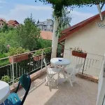 Negru Costineşti